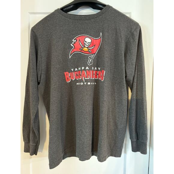 Tampa Bay Buccaneers NFL Long Sleeve Large Size Is Hard To Read- See Measurement - Picture 1 of 4